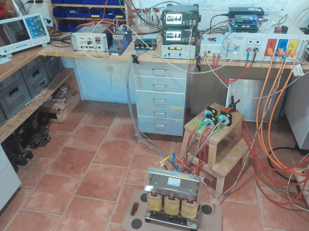 lab setup for phase accuracy measurement